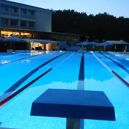 грийн парк Хотел